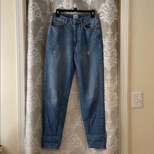 BDG Size 27 High-rise Mom Jeans
